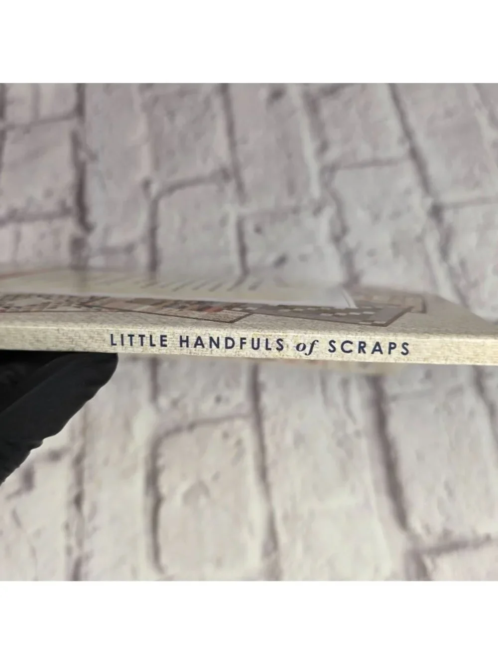 Little Handfuls Of Scraps By Edyta Sitar For Laundry Basket Quilts 32 Mini Quilt